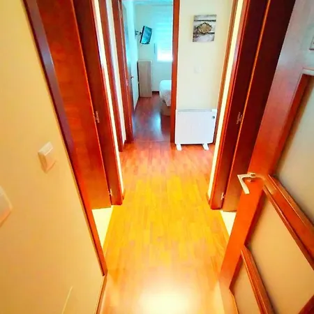 Apartamento Turistico Hupa Viveiro Apartment *